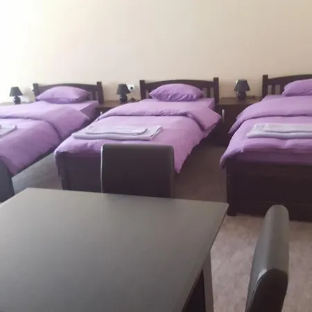 Inn Stefanija 2*