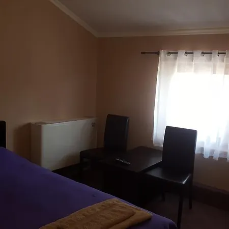 Inn Stefanija 2*
